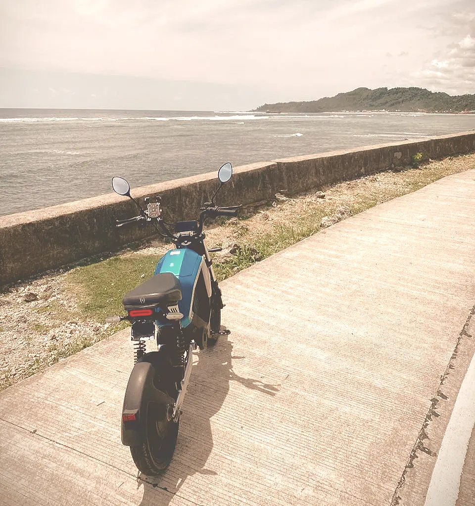 eBike facing the coast, Siargao island